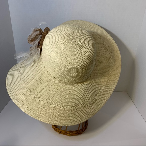 Large Brim 100% Paper Creme Hat One Size - Picture 4 of 10